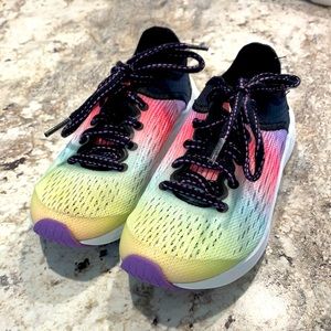 New Balance Ombré Fresh Foam Little Girl Sneakers 12